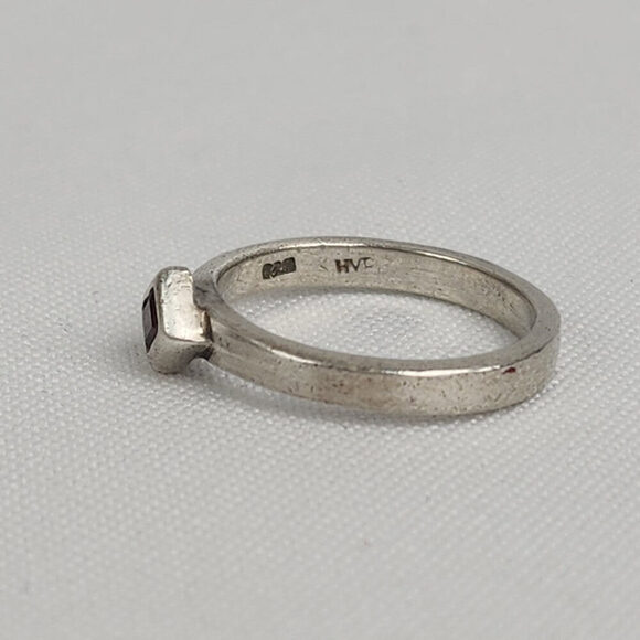 925 Sterling Silver NVC Red Gemstone Stacking Ring Size 8 - Picture 5 of 7